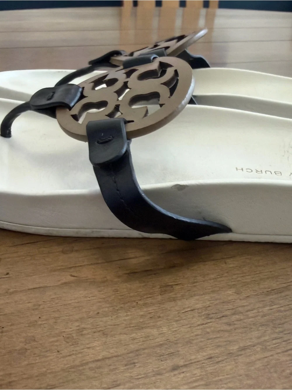 Tory Burch Miller Cloud Logo Thong Sandals in Black and White